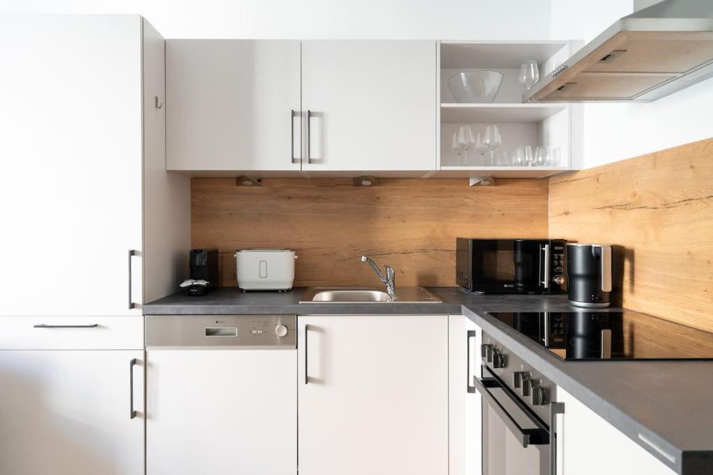 Apartament 1Br Excellence, Fast To Centre By Hm Wiedeń Zewnętrze zdjęcie